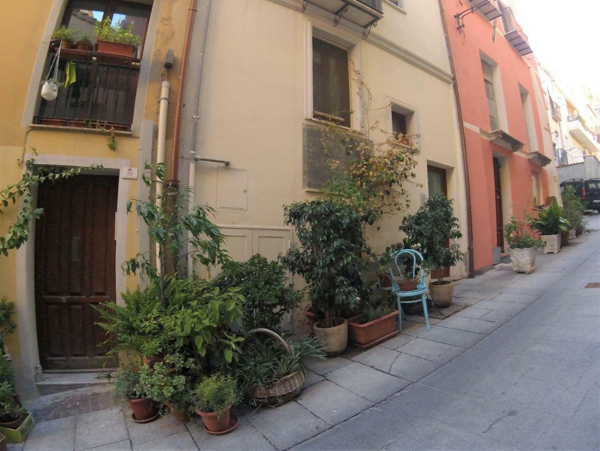 Lanterna Bianca Villa Cagliari Exterior foto