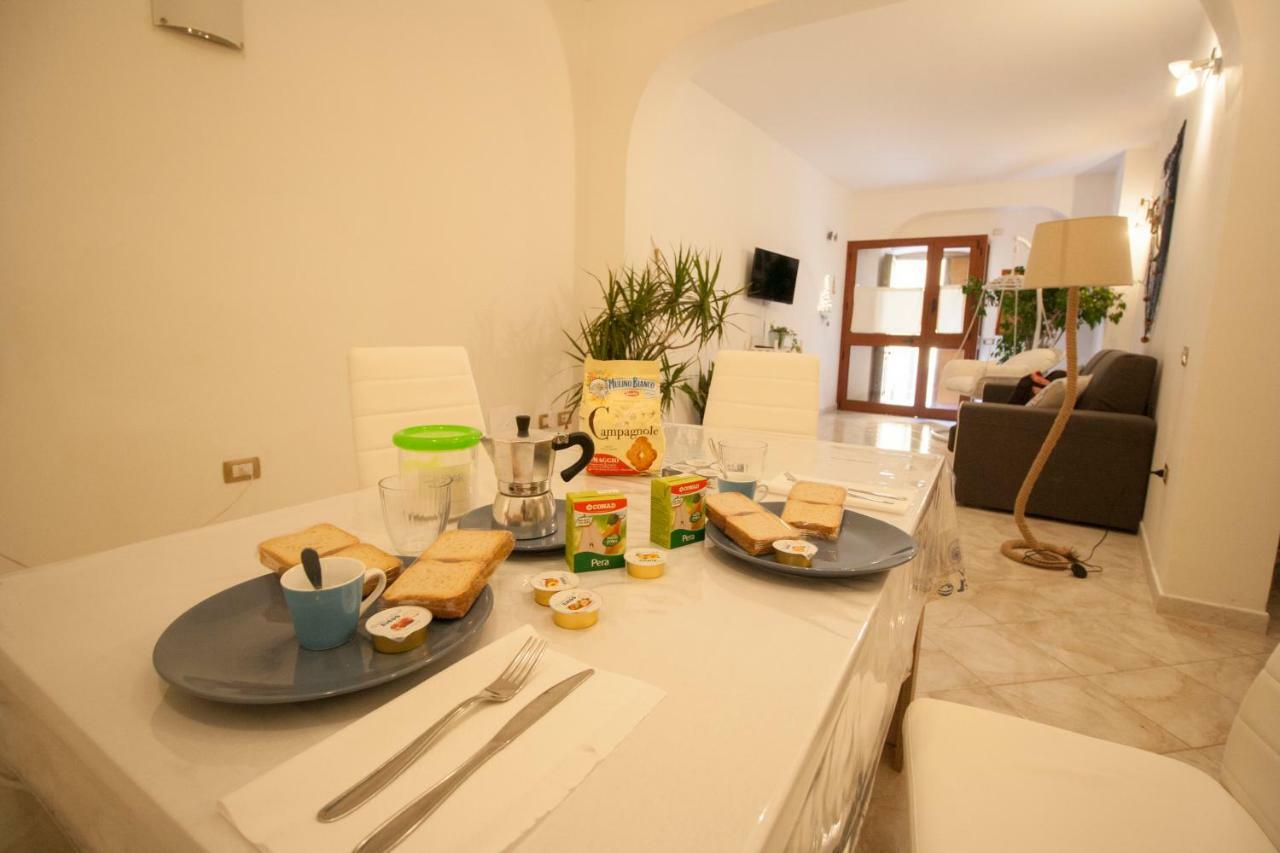 Lanterna Bianca Villa Cagliari Exterior foto